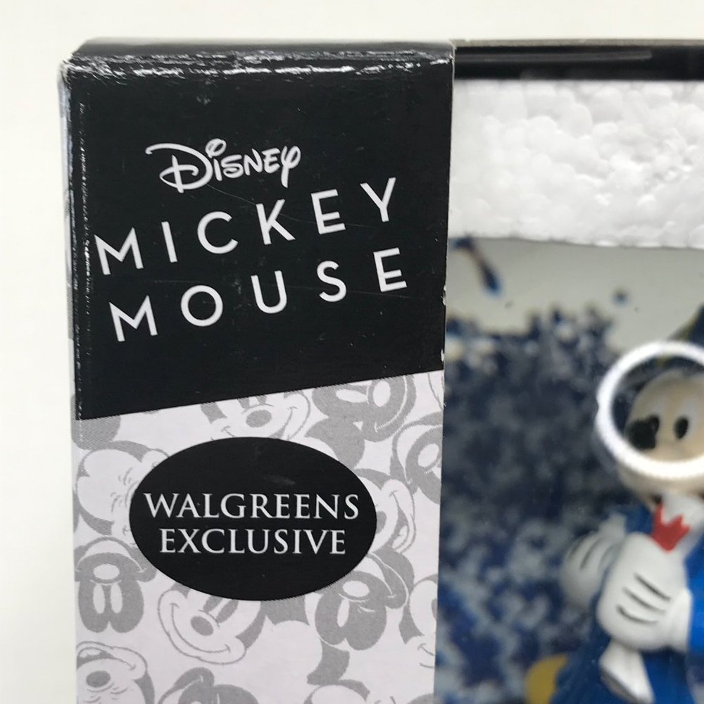 Disney Mickey Mouse Musical Water Globe 2021 Graduation Theme New In Package - Picture 9 of 10